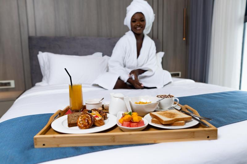 Lux Inn Hotel - image 14
