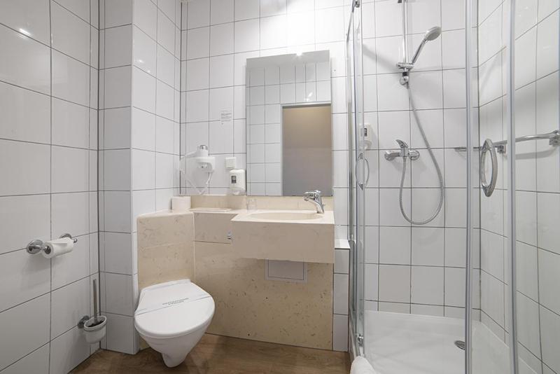 Comfort Double Room image 4