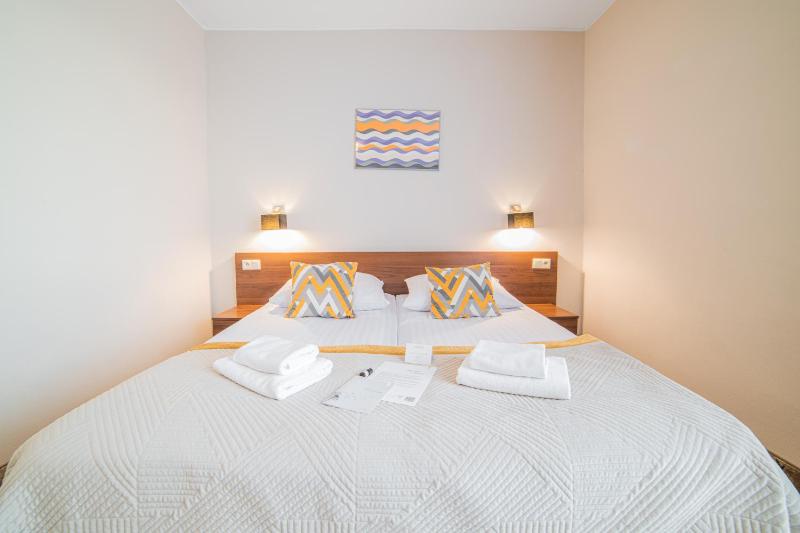 Grand Comfort Double Room image 3