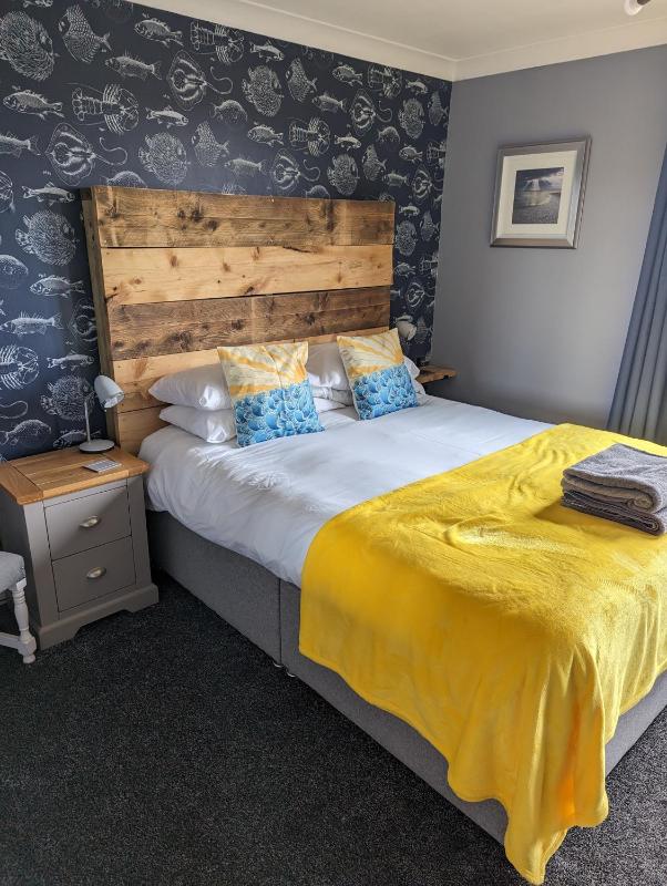 Standard  Double Room image 3