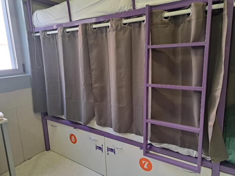 Bed in 4-Bed Mixed Dormitory Room image 1