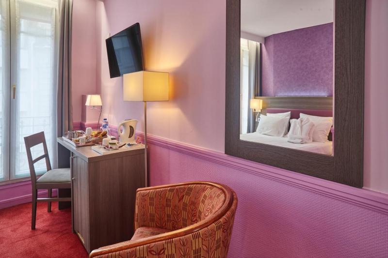 Superior Room image 2