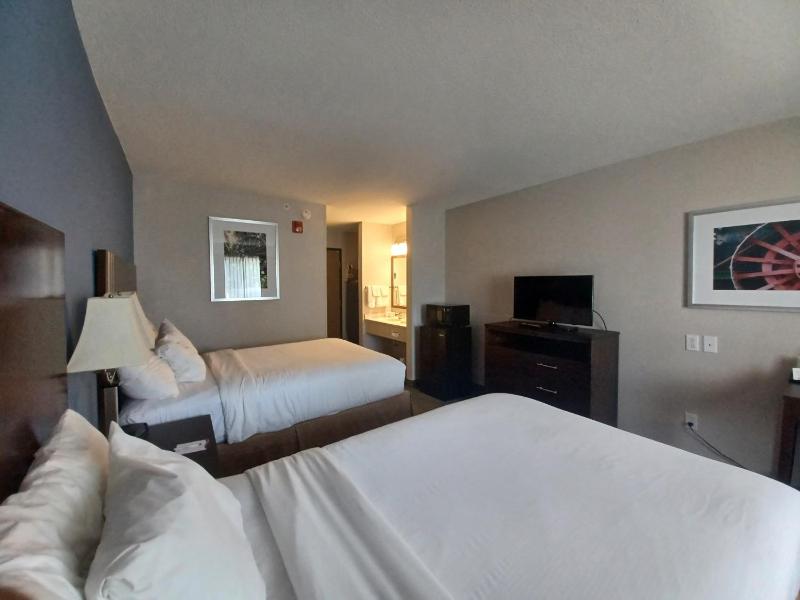 Double Room with Two Double Beds - Non-Smoking image 2