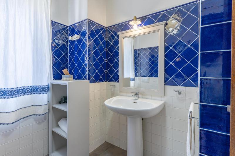 One-Bedroom Suite with Balcony image 3