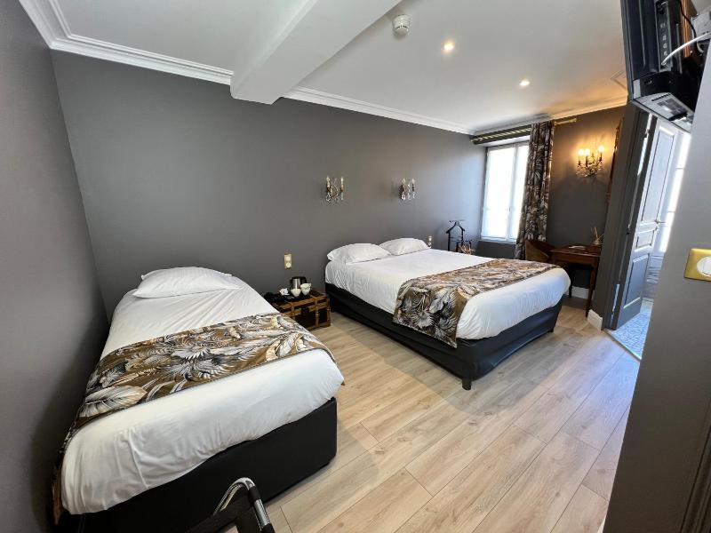 Triple Room image 2