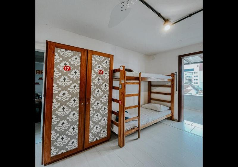 Pup Hostel SC - image 10