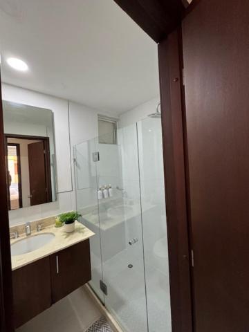 Hermoso apartamento en la mejor zona de la ciudad - image 7