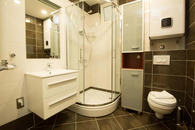 Two-Bedroom Apartment with Sea View image 4