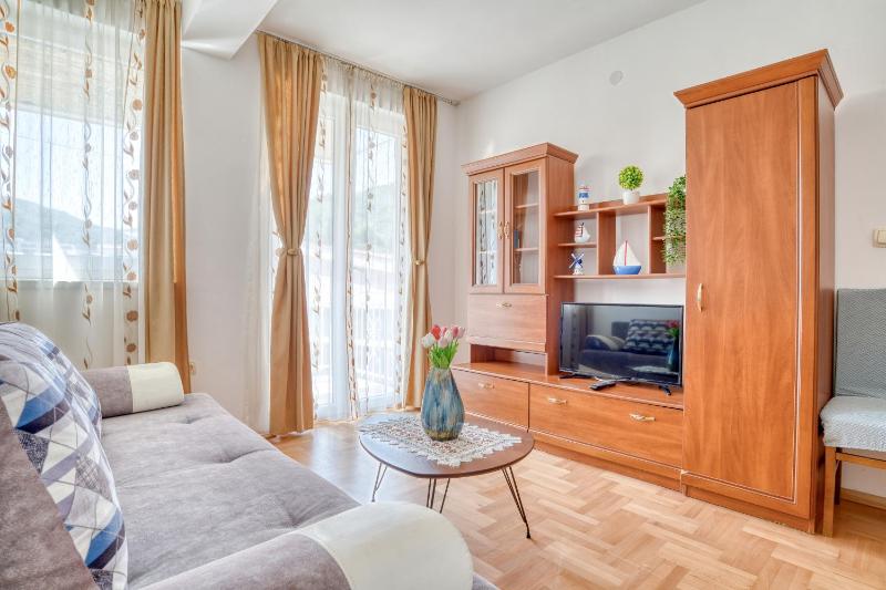 One-Bedroom Apartment with Balcony image 1