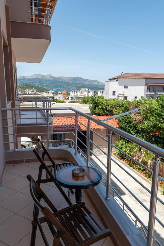 Deluxe Villa image 4