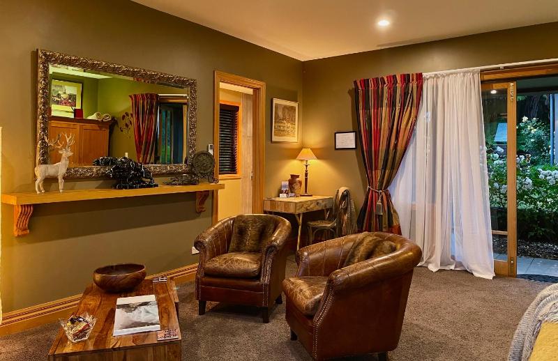 The Flying Trout Boutique Lodge - image 2