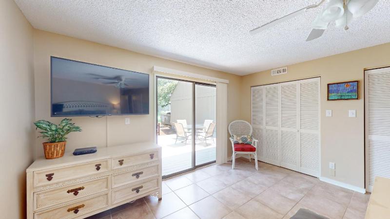 706 Queens Grant - image 16