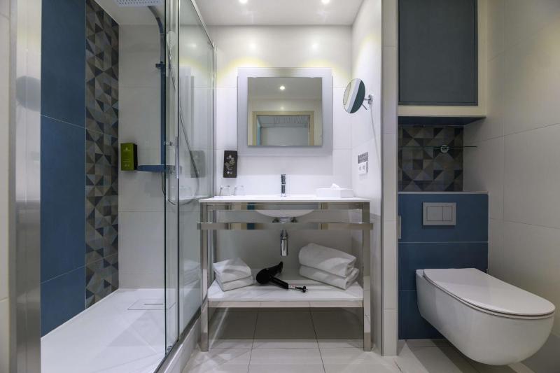 Junior King Suite image 1