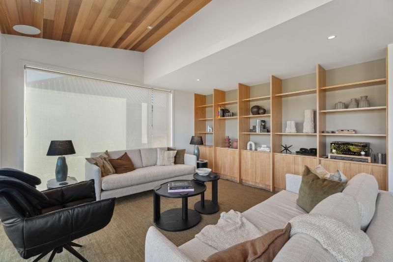 Clearview Vista - Wanaka Holiday Home - image 49