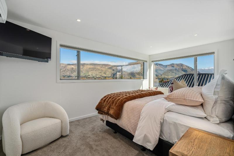 Clearview Vista - Wanaka Holiday Home - image 22