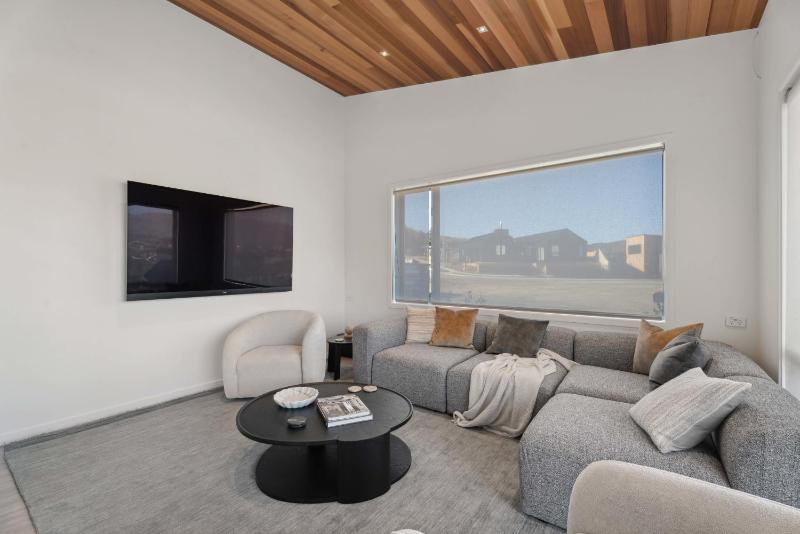 Clearview Vista - Wanaka Holiday Home - image 34