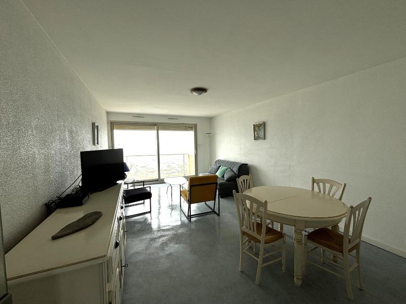 Appartement T3 avec balcon et garage aux Sables-d'Olonne - FR-1-197-185 - image 11