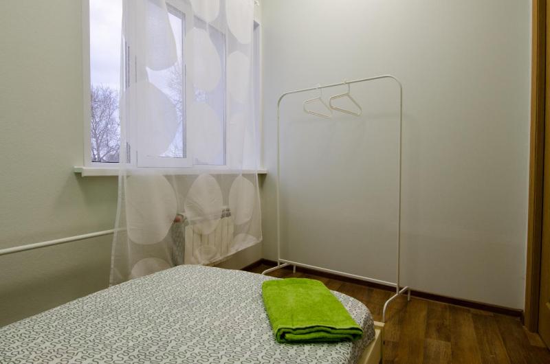 Budget Single Room image 4