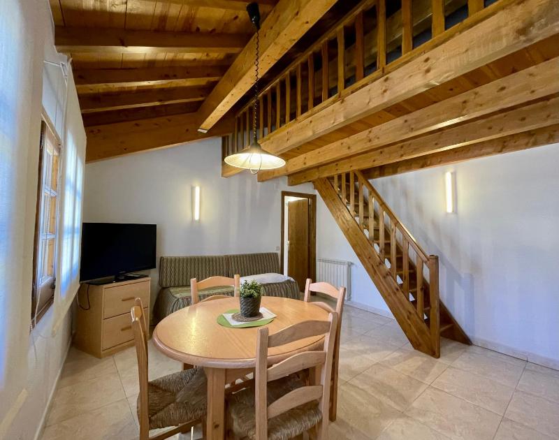 Apartment (3 Adults) image 4