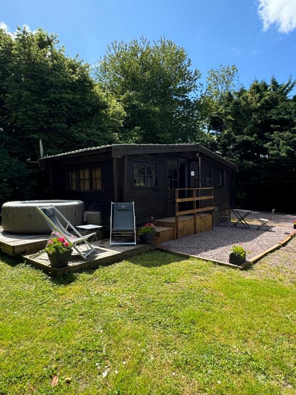 One-Bedroom Chalet image 1