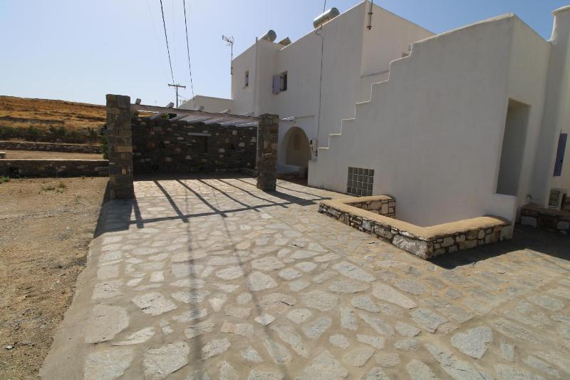 Blue Xenia - Villa 3 - image 3