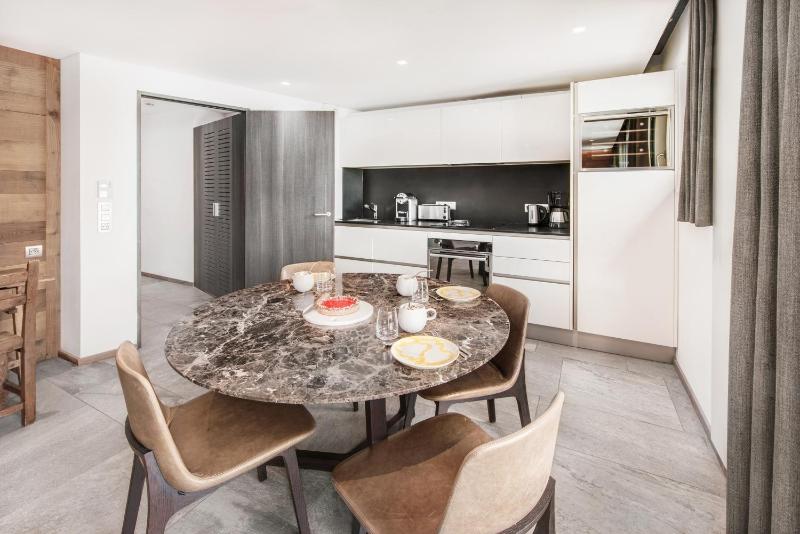 One-Bedroom Deluxe Suite - Cosy Home image 3