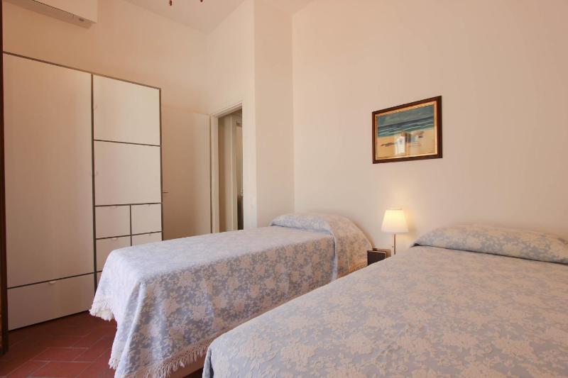 Marsili Luxury Suite - image 9