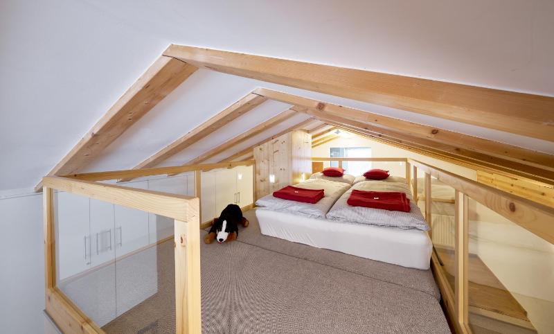Deluxe Family Suite image 4