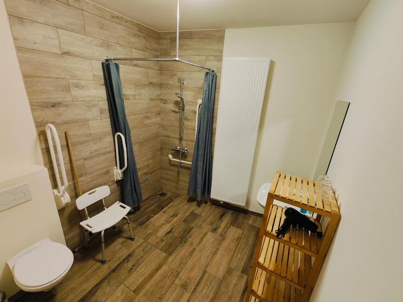 Triple Room - Disability Access image 2