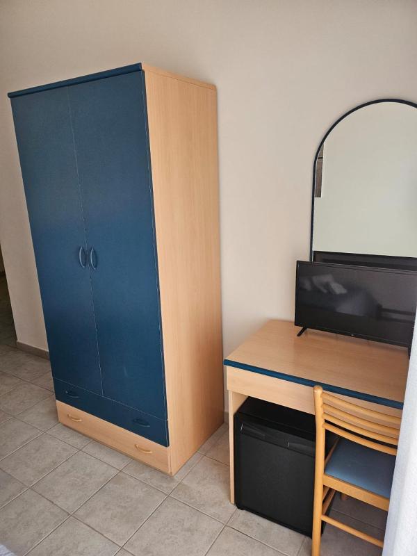 Classic Single Room image 3