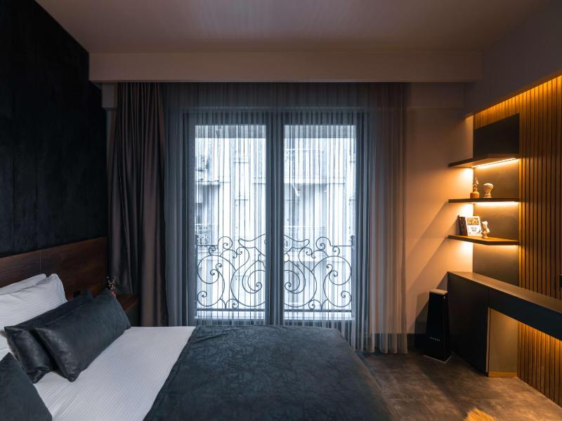 Standard Double or Twin Room image 3