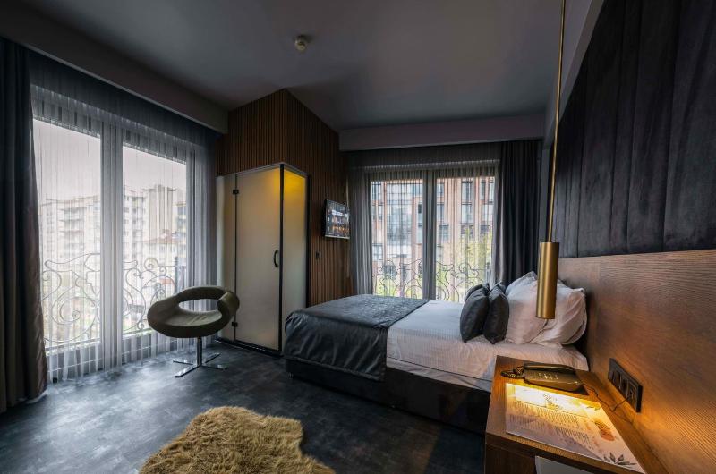 Deluxe Room image 1
