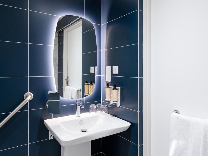 Junior Suite image 4