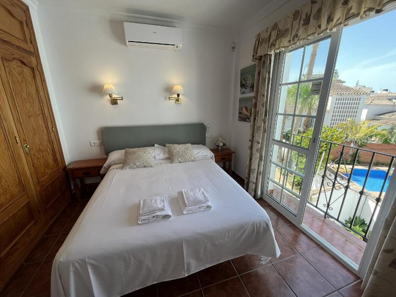 Nerja Paradise Rentals - Villa Buganvilla - image 35