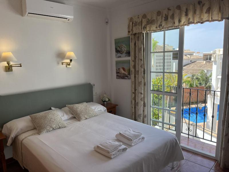 Nerja Paradise Rentals - Villa Buganvilla - image 25