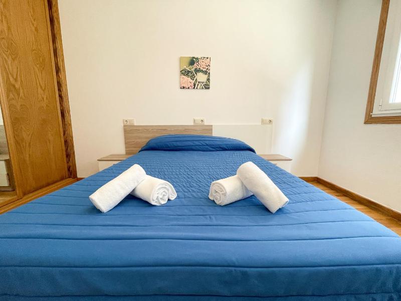 One-Bedroom Apartment image 1