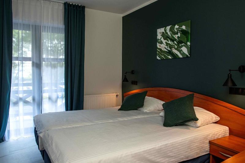 One-Bedroom Standard Apartment image 1