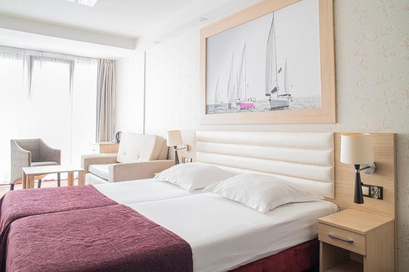 Premium Studio image 3