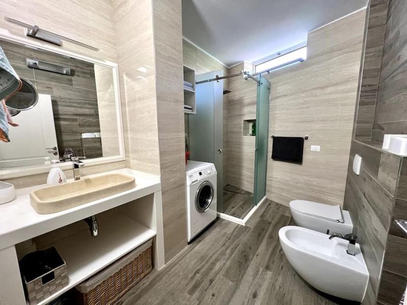 Top Location Apartment in Durres - image 9