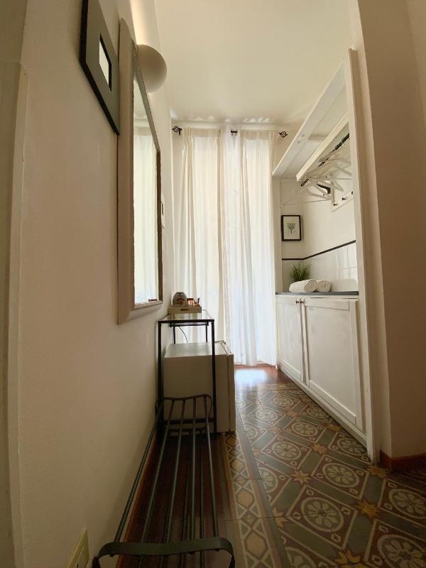 Double Room with Private Bathroom image 3