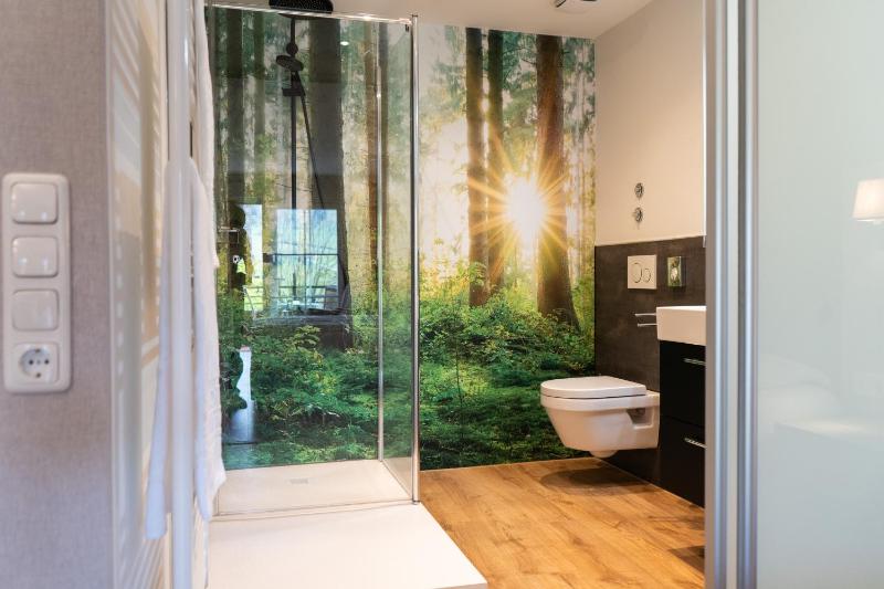 Deluxe Double Room with Balcony image 3