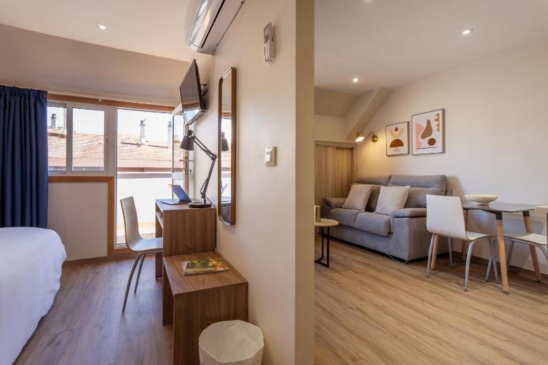 Vigo Bay Apartments by Olala Homes - image 24