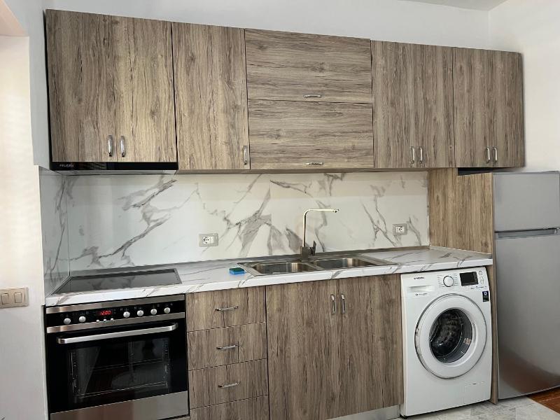 Vlora Guest House - image 14