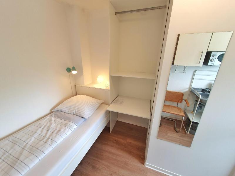 Studio Apartment image 1