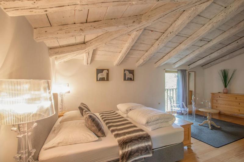 Superior Double Room image 4