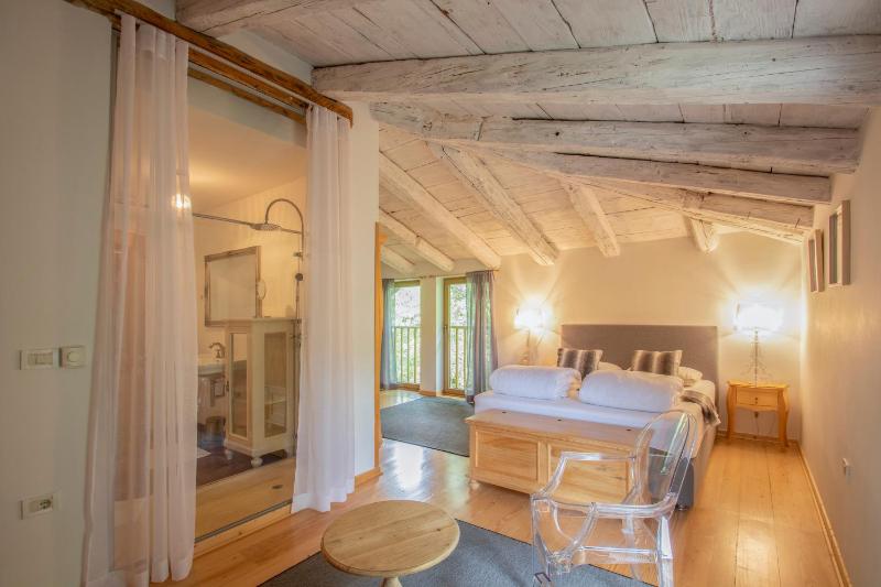 Superior Double Room image 1