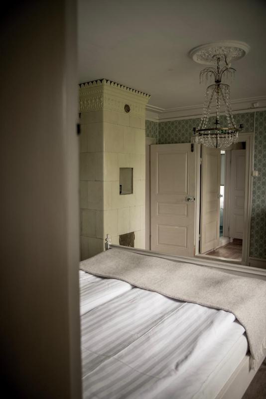 Double Room image 1