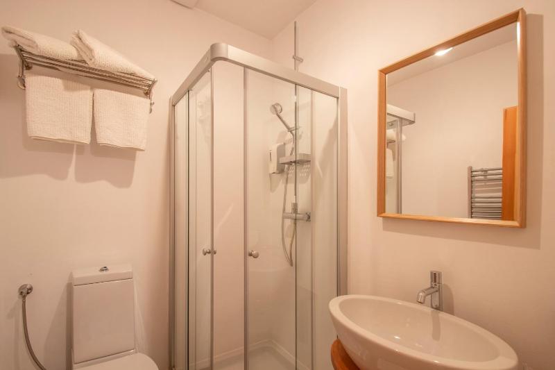 Economy Double Room image 2