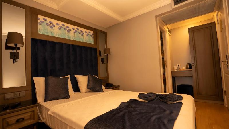 Economy Double or Twin Room image 1