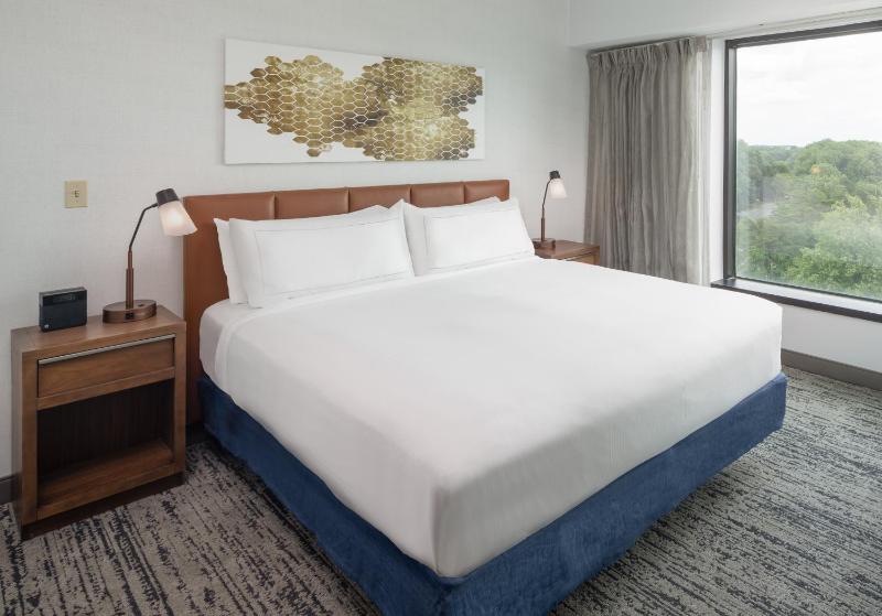 King Room image 2